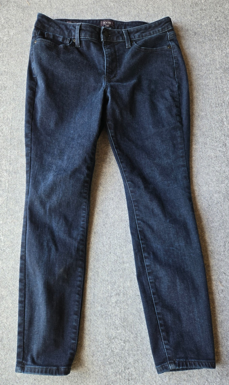 NYDJ Jeans Women's AMI Skinny Size 10P Dark Blue Wash Mid-Rise 30.5"x26"